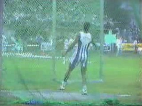 Athlé Lancer disque Lars Riedel 1996 69m84