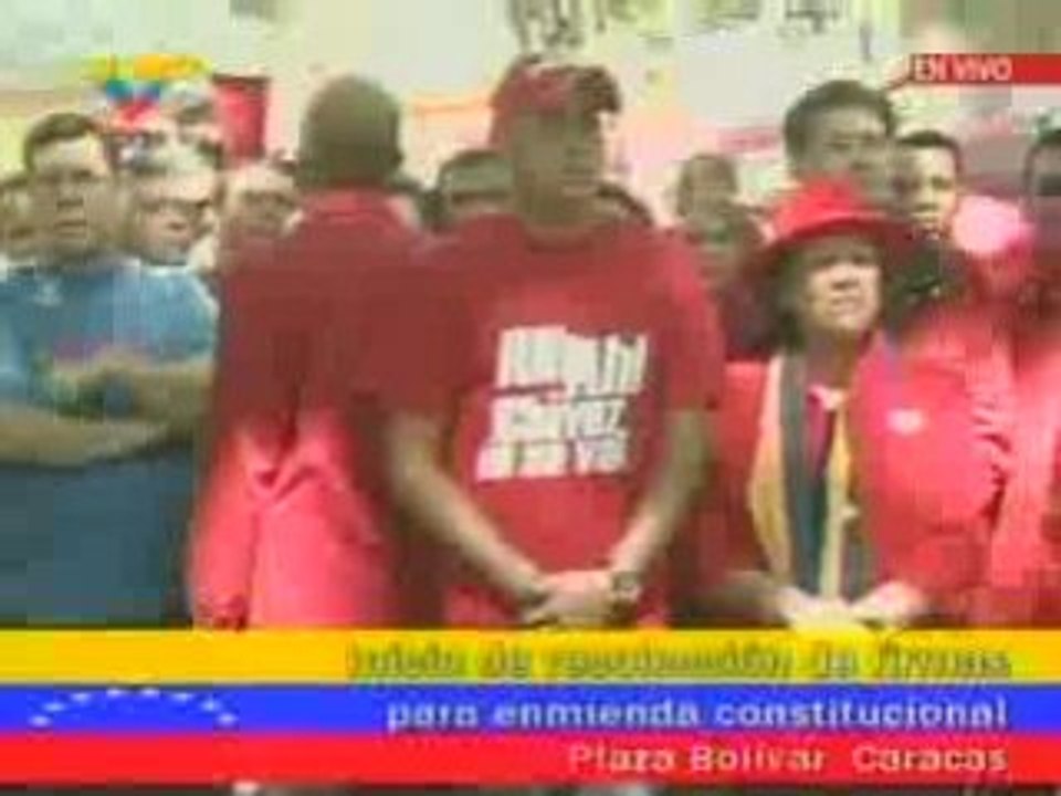 CHÁVEZ NO SE VA SE QUEDA