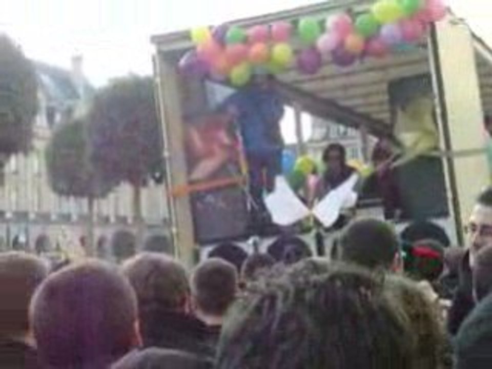 Parade Free Party transmusicale 2008 (la scene libre)