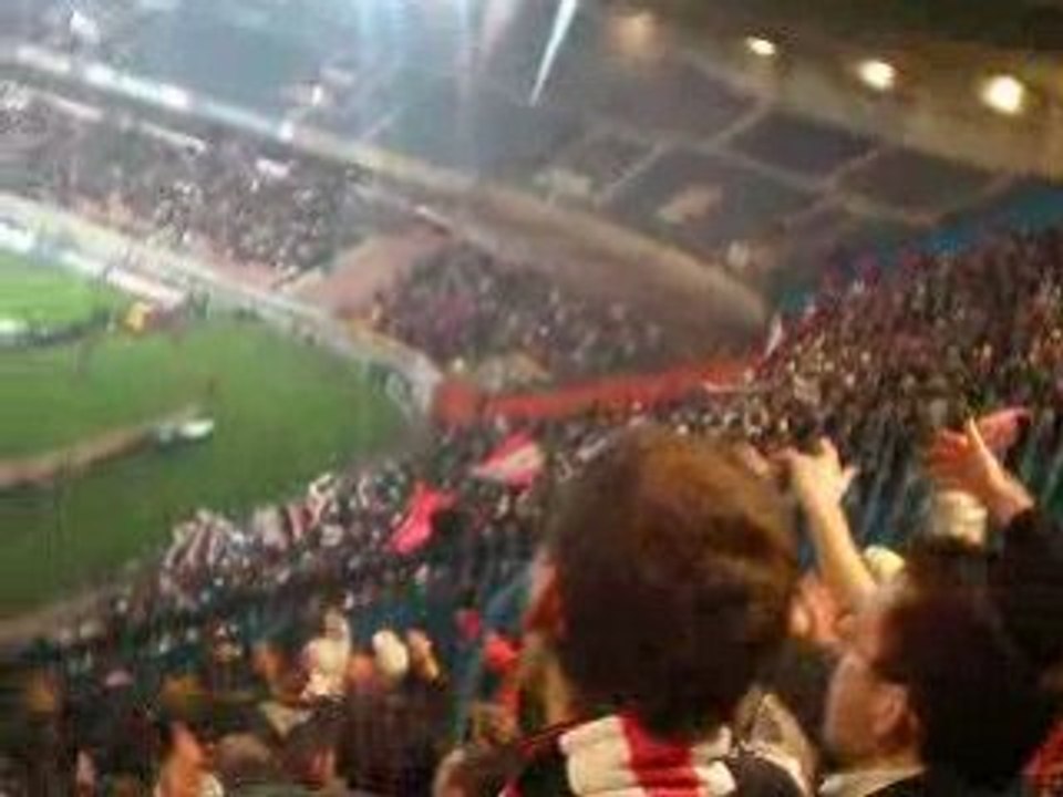 Psg - Le Mans Ecouter Chanter Les Parisiens ATKS