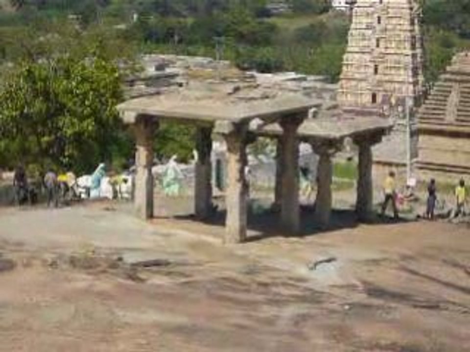 Travail a la chaine Hampi