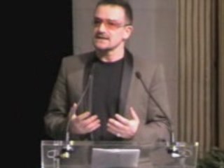 La presentazione e il discorso di Bono
