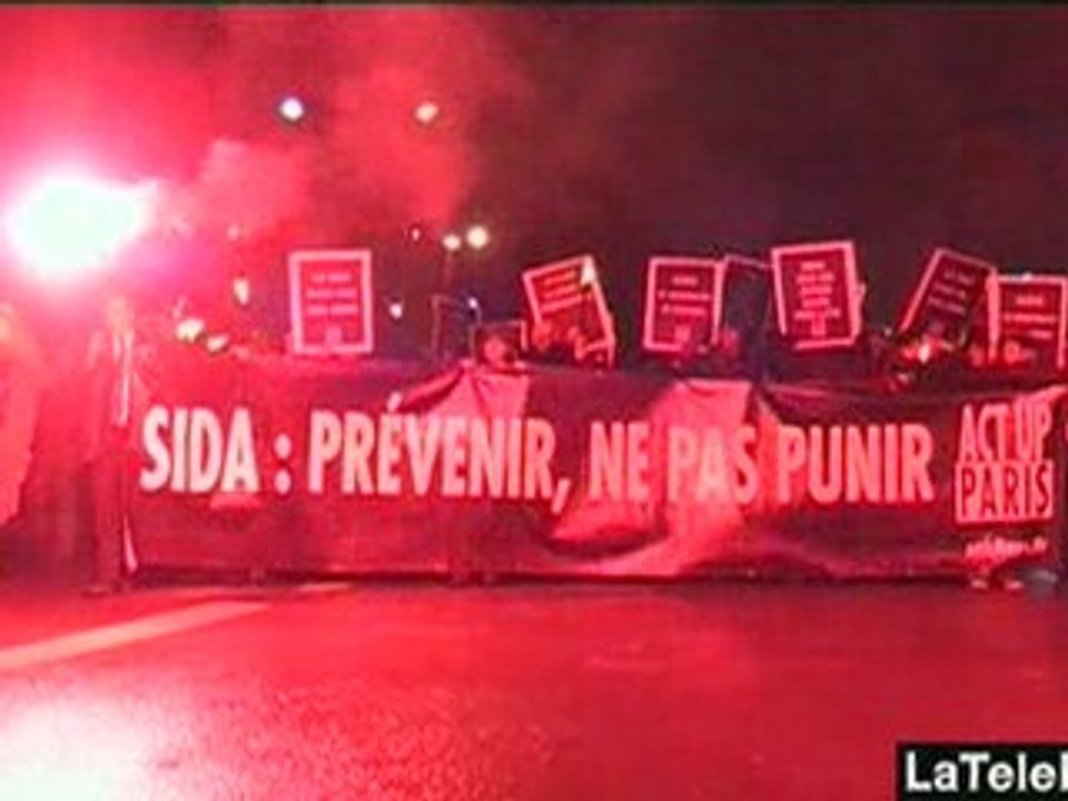 MANIF CONTRE LA PÉNALISATION DU SIDA