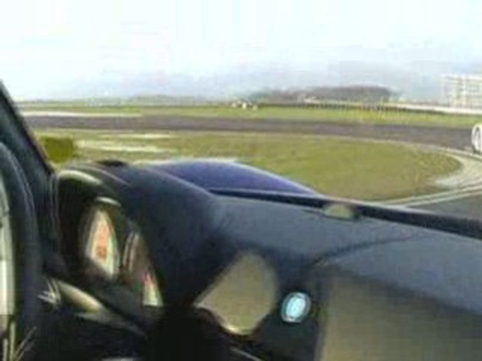 MOV008
