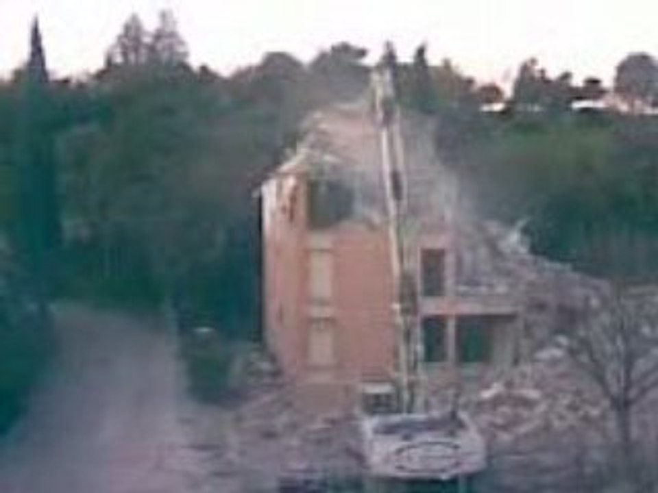 demolition 13