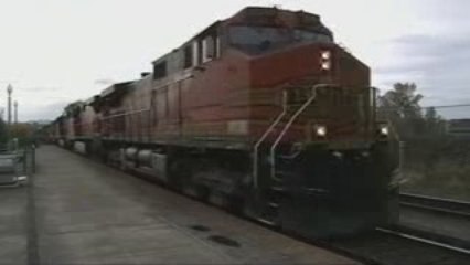 BNSF #5280 W/ a 10 Unit Lash Up