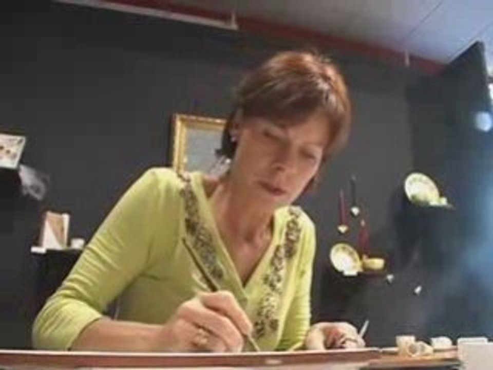 Exposition de porcelaine à la Chapelle Saint-Luc