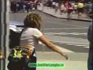 Gag-tete dans les toilettes