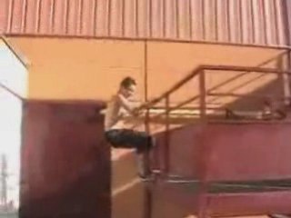 Yamakasi 91 Parkour -from www.metacafe.com-