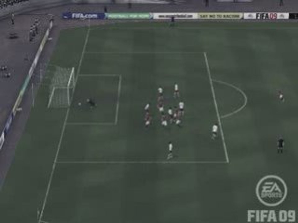 Coup du foulard puis but Totti