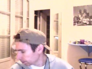 Wiwi égratigne "Le complèxe du corn flakes"