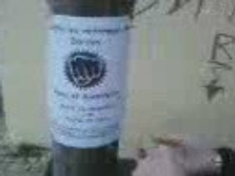 Collage flyers et affichettes mouvement lycéen