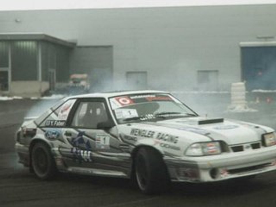 FORD MUSTANG V8 DRIFT