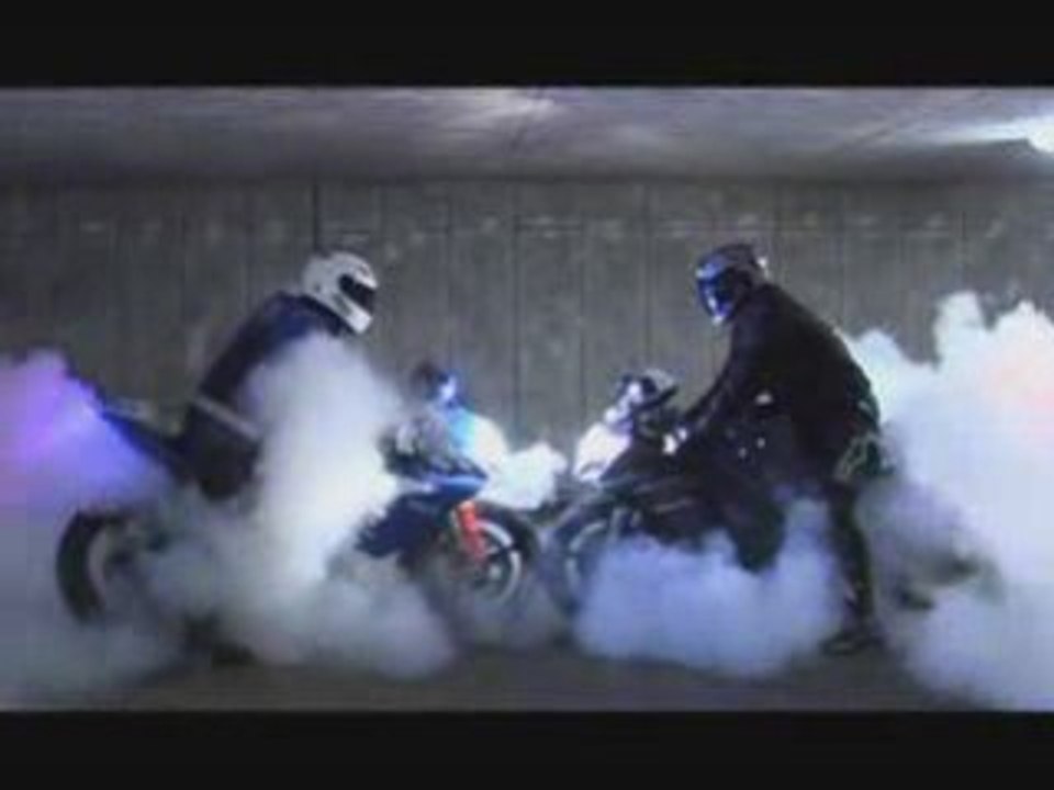 Stunt moto ghost rider 5 rohff paris que pour les vrais 2008