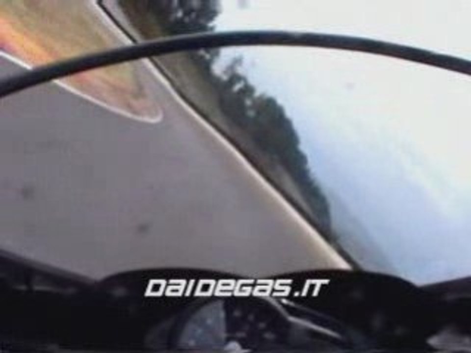 crach  Aprilia RSV 1000 Factory