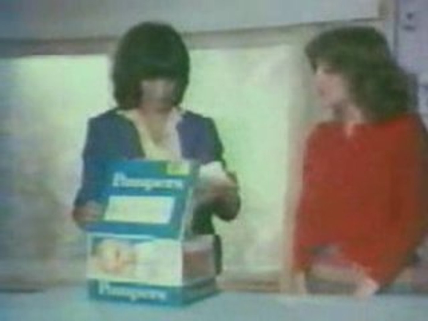 Pub pour les couches Pampers 1980 - Vidéo Dailymotion