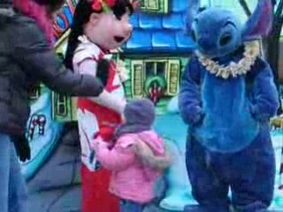 Rencontre avec Llilo et Stitch à disneyland Paris
