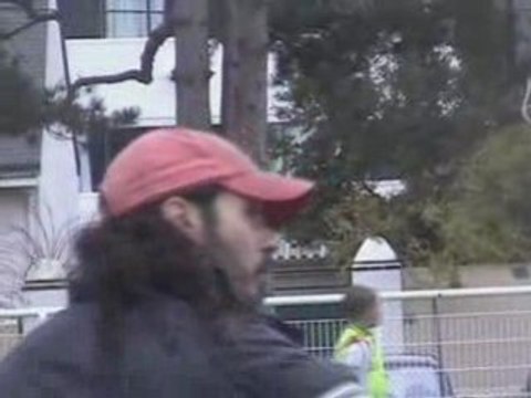 Rachid sur le bord de touche (Intrépide Angers Football TV)