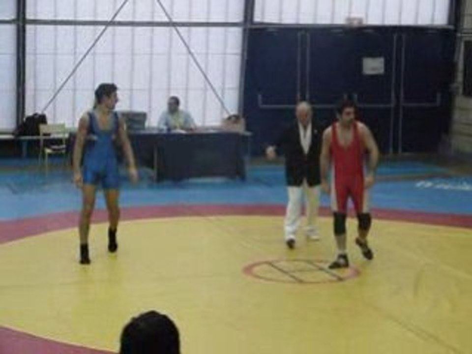 1er combat lutte libre