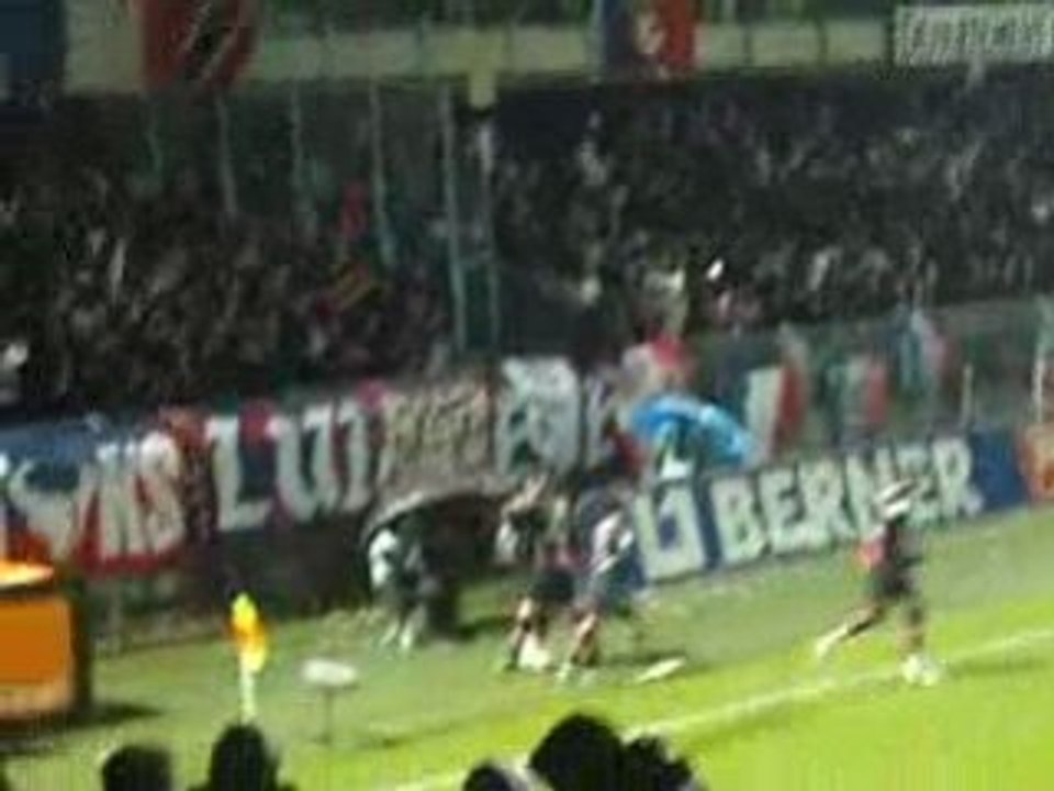 1er but du PSG face à l'AJA