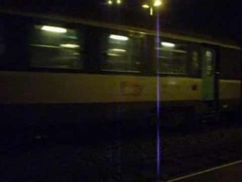 manoeuvre d'un train corail avec une um de bb 67000
