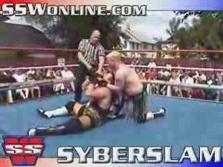 Remi Rainz vs. Bailey Mannix