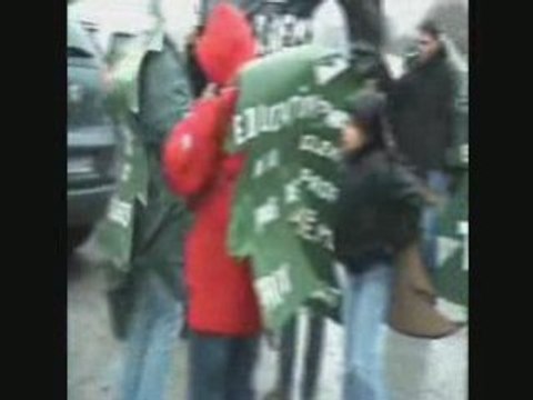 Manif anti darcos ancenis 13-12