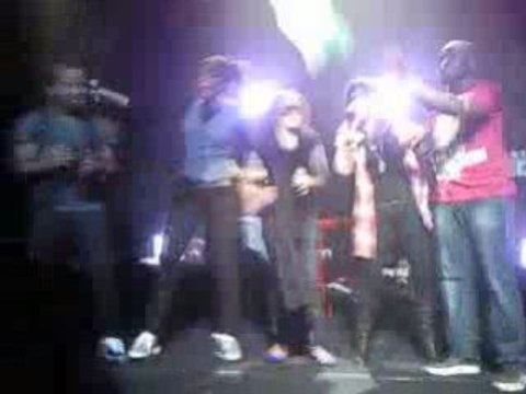 Zaho et Akela - Freestyle Live Grand Mix (6déc08-Tourcoing)