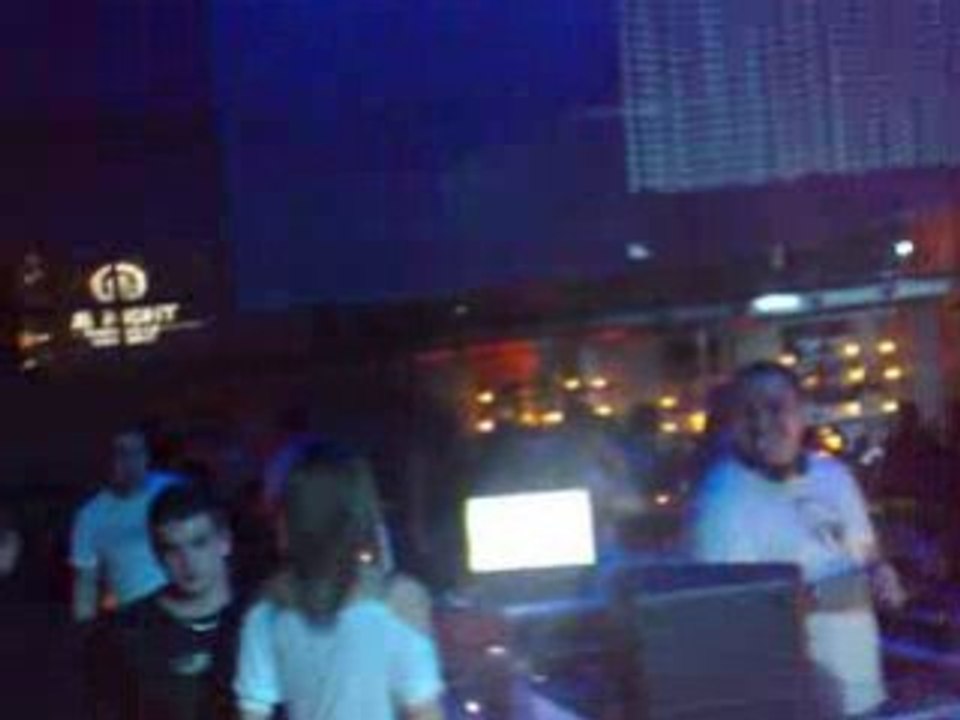 15112008016