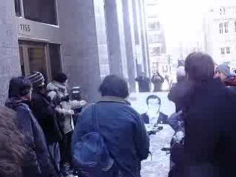 lancer de chaussures à Montreal