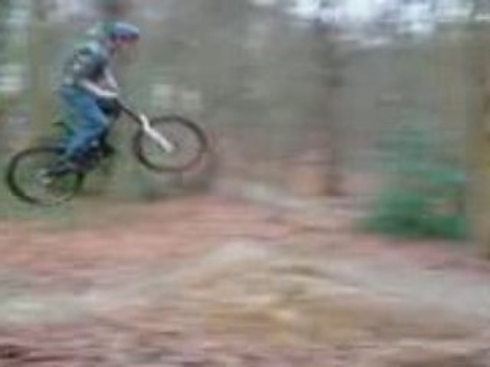 Session VTT Bois des Marettes 19dec08