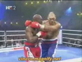 Evander Holyfield vs Nikolai Valuev
