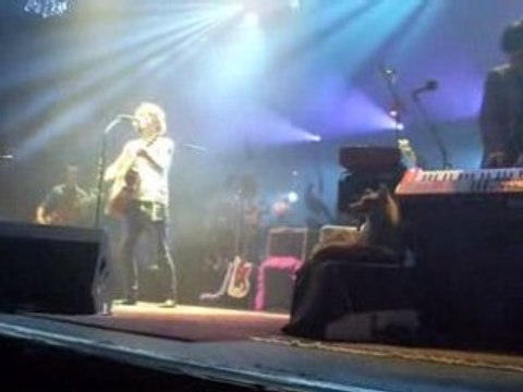 Julien Doré à Clermont Ferrand Les bords de mer