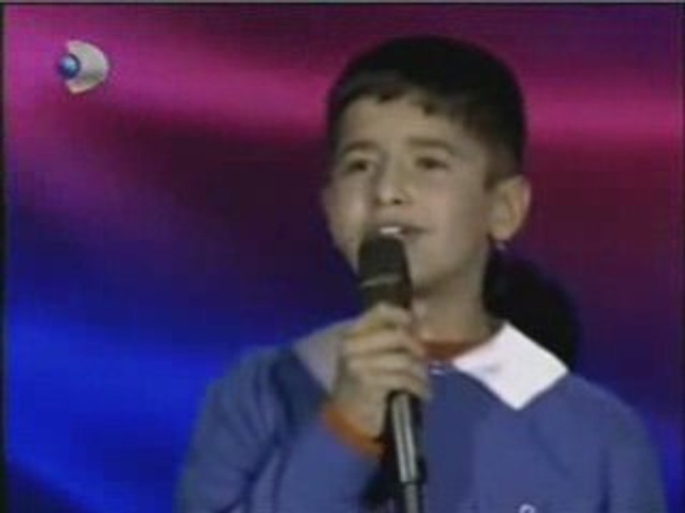 Küçük yetenek Beyaz Şov'da da döktürdü