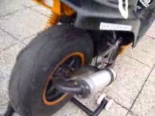 chauffe du spro sur bequille de stand