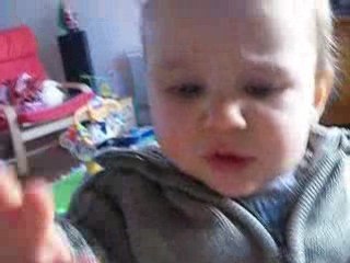 arthur VEUT teter! et rien d'autre !!!! non mais !!!