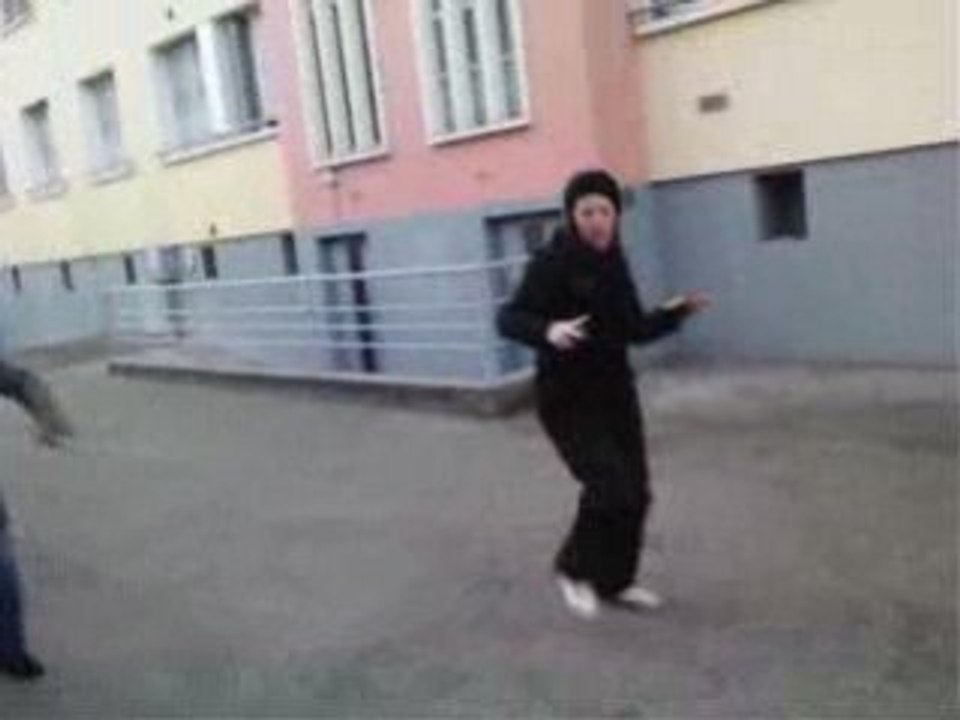 Margooote et Bebinou font les folles