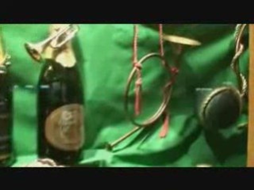 ARIS TOMAS - ΜΑΥΡΕΣ ΓΙΟΡΤΕΣ (ΧΩΡΙΣ ΕΣΕΝΑ)