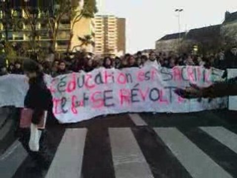 manif a angers contre darcos 15/12/08