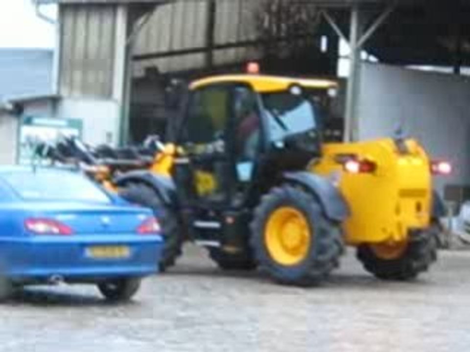 Arrivée Jcb