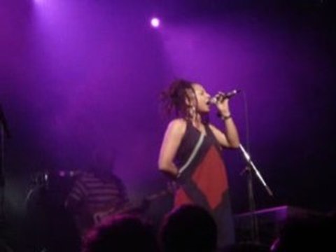 INCOGNITO live à l'Elysée Montmartre (Paris) 26 Mai 2007 2/9