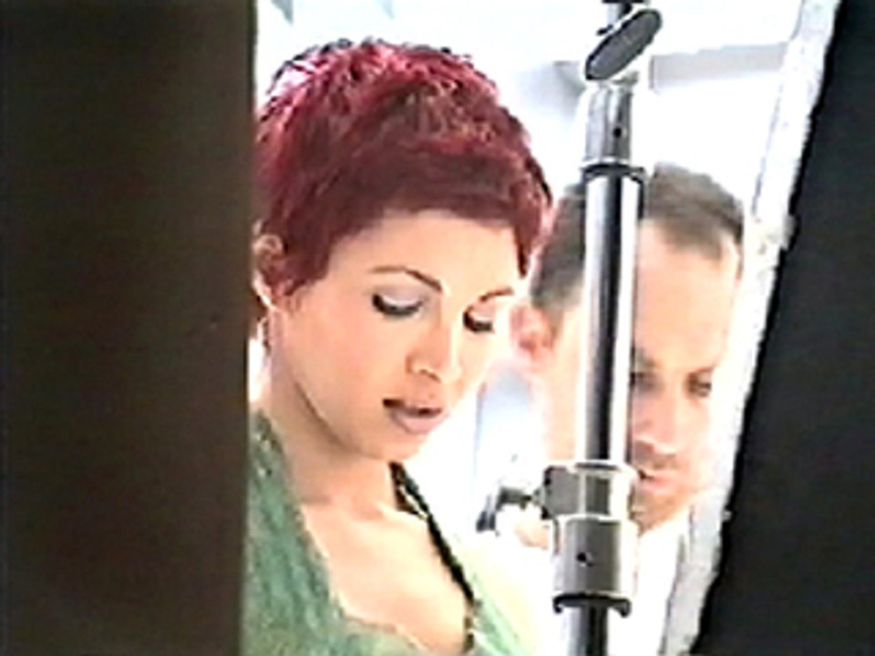 YSA FERRER - Making of du clip "Les yeux dans les yeux"