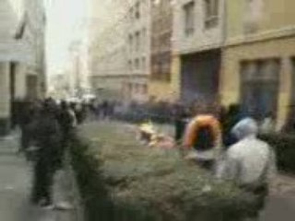 17/12/08 BLOCUS LYON Croix-Rousse