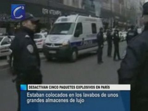 Desactivan cinco paquetes explosivos en París