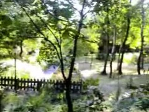 Kemerburgaz kütük ev bahce