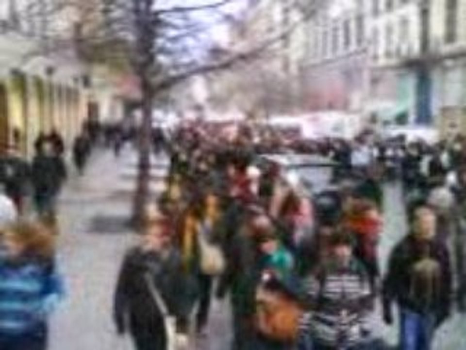 manif en direct du pathé ! 18dec