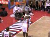 Allen Iverson with a wonderful pass