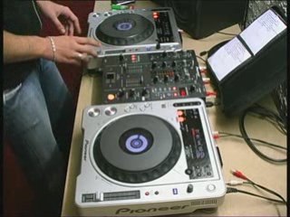 DJ mikka french touch