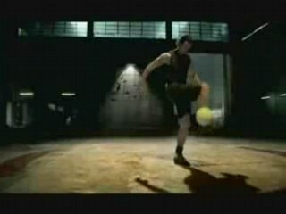 INCREDIBILE!nuovo spot di Ibrahimovic!