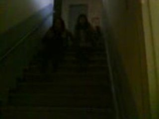 decente d'escalier par zoubida et rembo